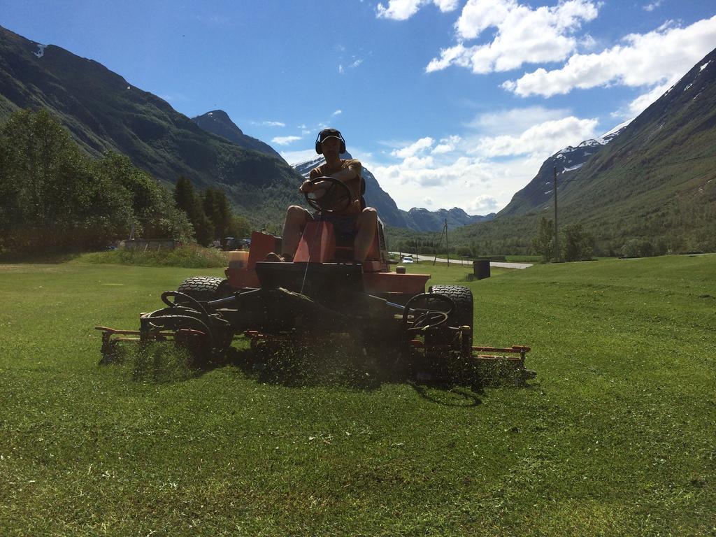 Overvoll Farm Stranda  Buitenkant foto